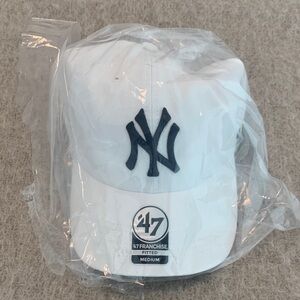 NWT 47 Kids White New York Yankees Baseball Cap with Navy NY Logo